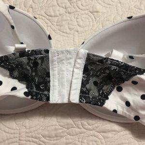 Cacique Intimates & Sleepwear - Cacique bra with adjustable straps Cacique Intimates & Sleepwear - Cacique bra with adjustable straps